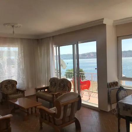 Cunda Yeni Yolda Mobilyali Denize Sifir Daire * Ayvalı