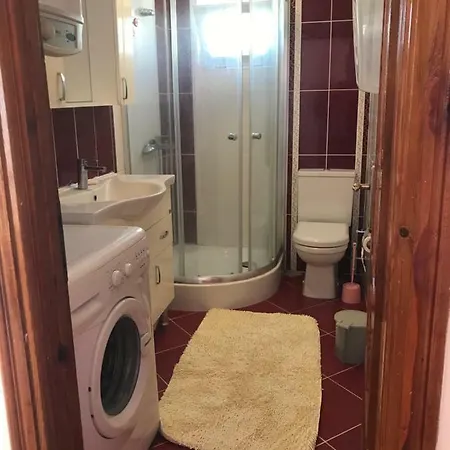 Cunda Yeni Yolda Mobilyali Denize Sifir Daire * Ayvalı