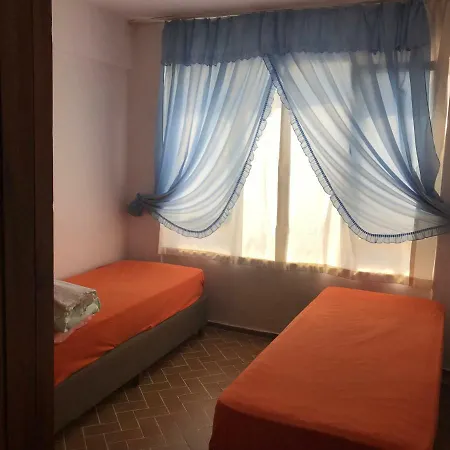 Cunda Yeni Yolda Mobilyali Denize Sifir Daire * Ayvalı